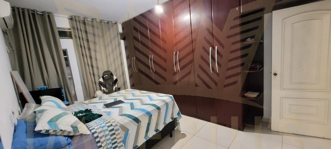 Casa espaçosa, com 3 quartos, sendo duas suítes-sao francisc