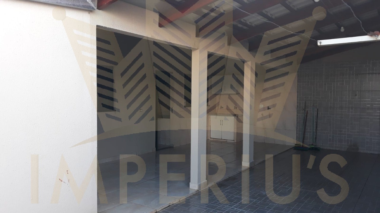 Parque real! com 03 dormitórios, sendo 01 suíte, essa casa c
