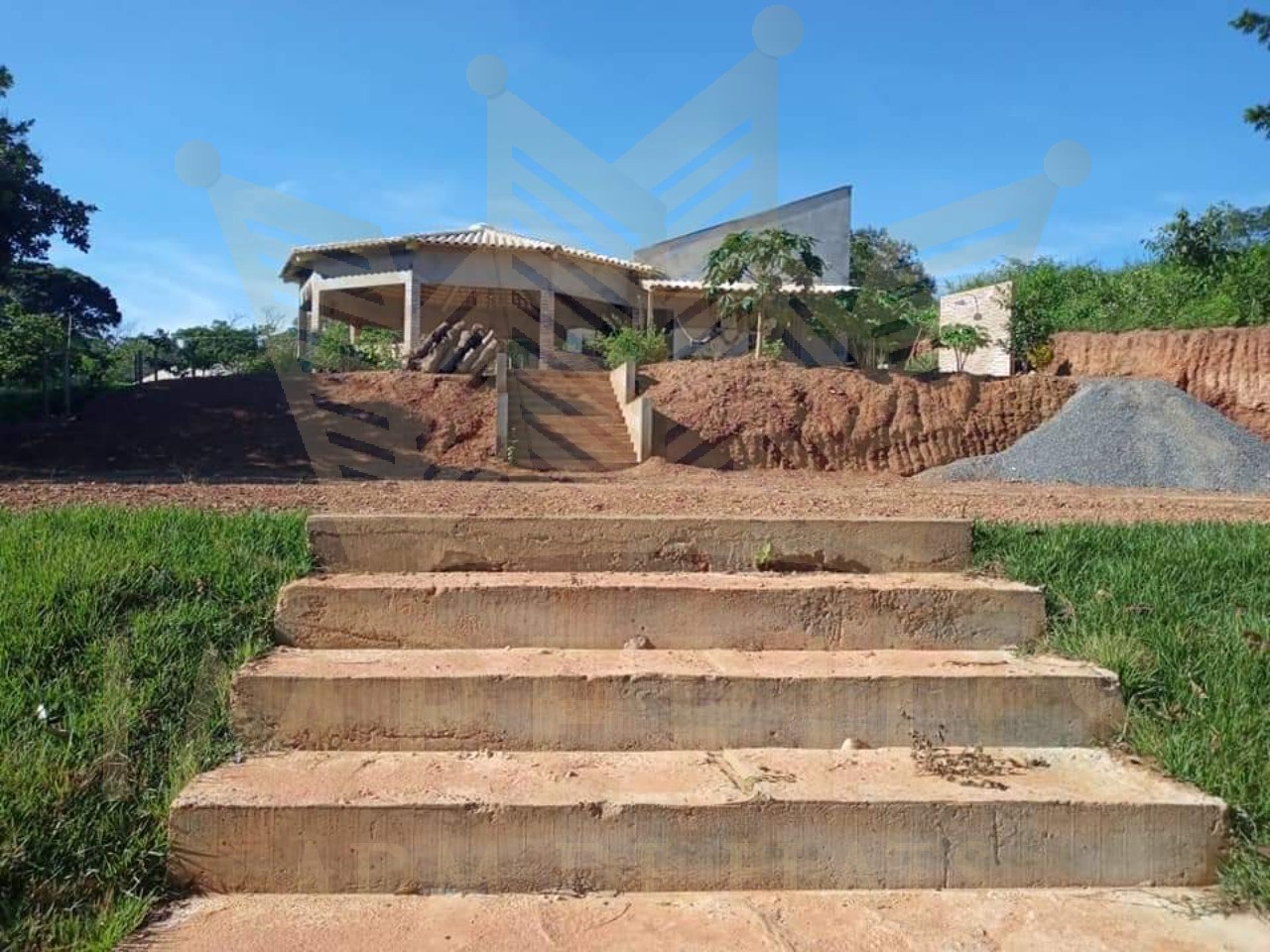 Chácara na beira do lago corumbá, a apenas 15km da cidade de
