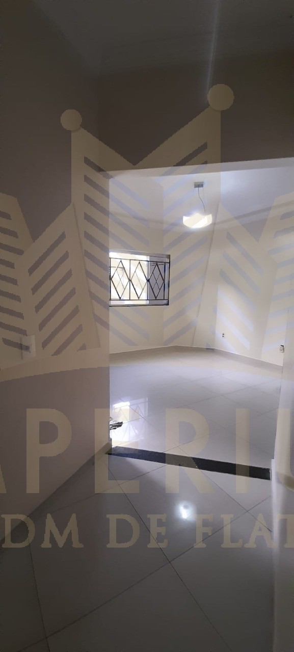 Setor caldas do oeste! com 03 dormitórios espaçosos, sala ac