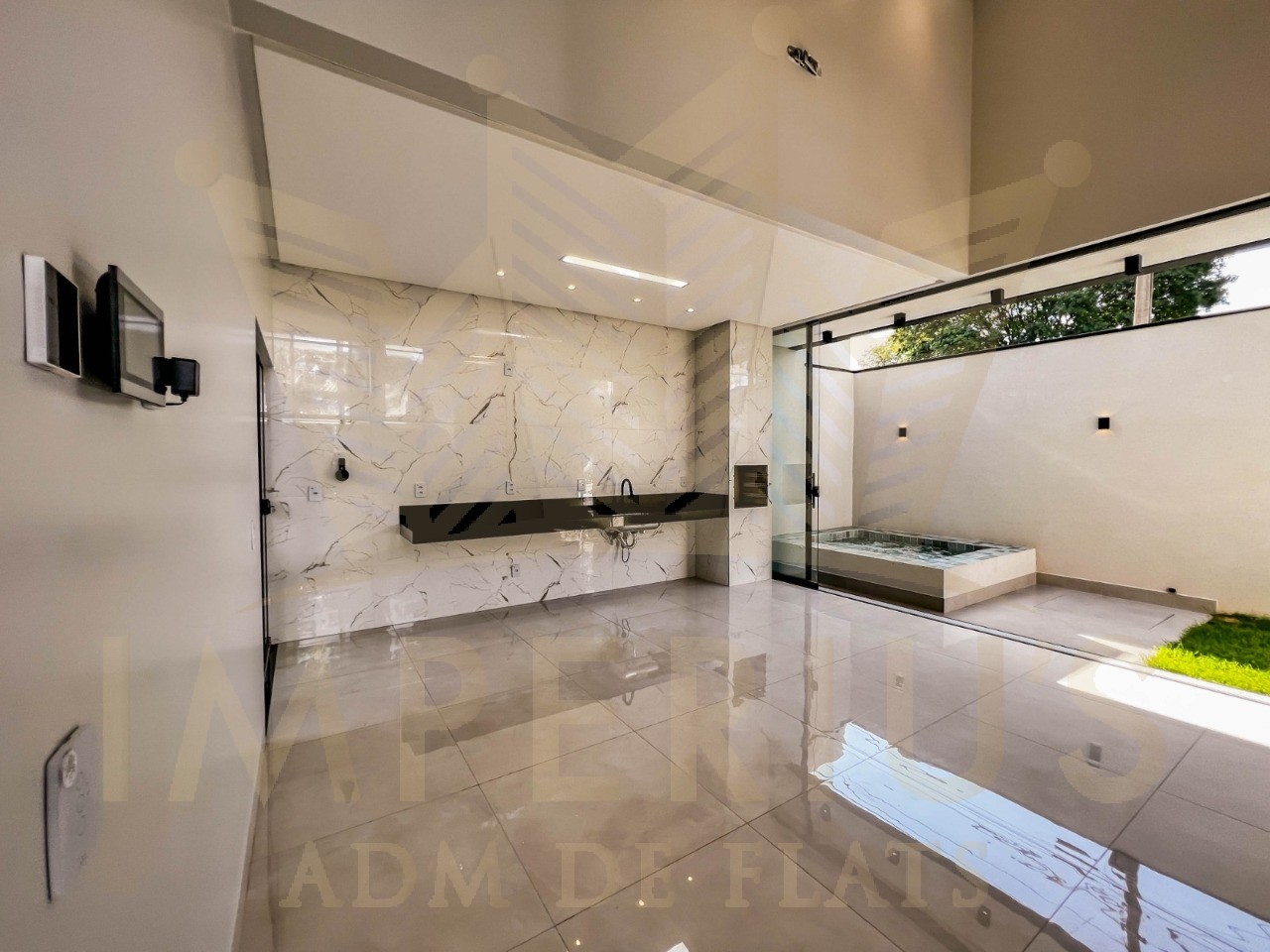 Casa alto padrão no turista 2