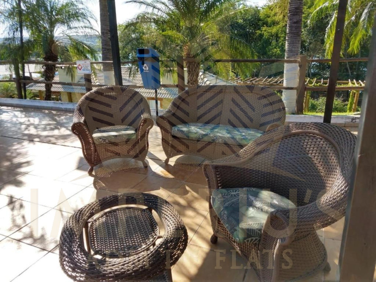 Enseada Náutico Flat , Apto com.01 quarto, sala, copa, banheiro e varanda.