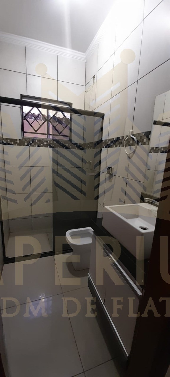Setor Caldas do Oeste! Com 03 dormitórios espaçosos, sala aconchegante, cozinha repleta de armários, área de serviço, garagem para 2 carros