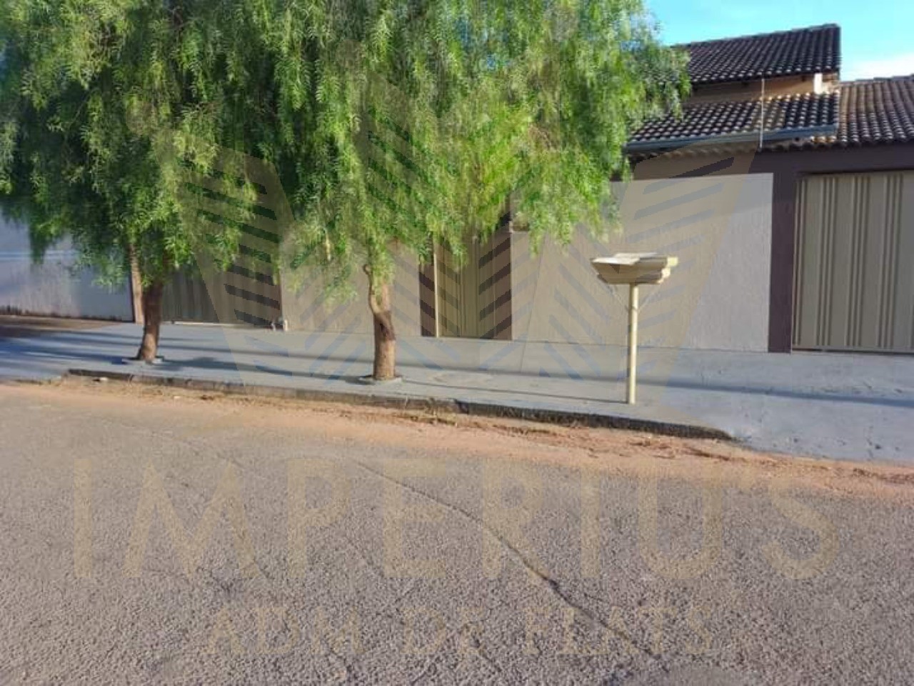 Parque real! com 03 dormitórios, sendo 01 suíte, essa casa c