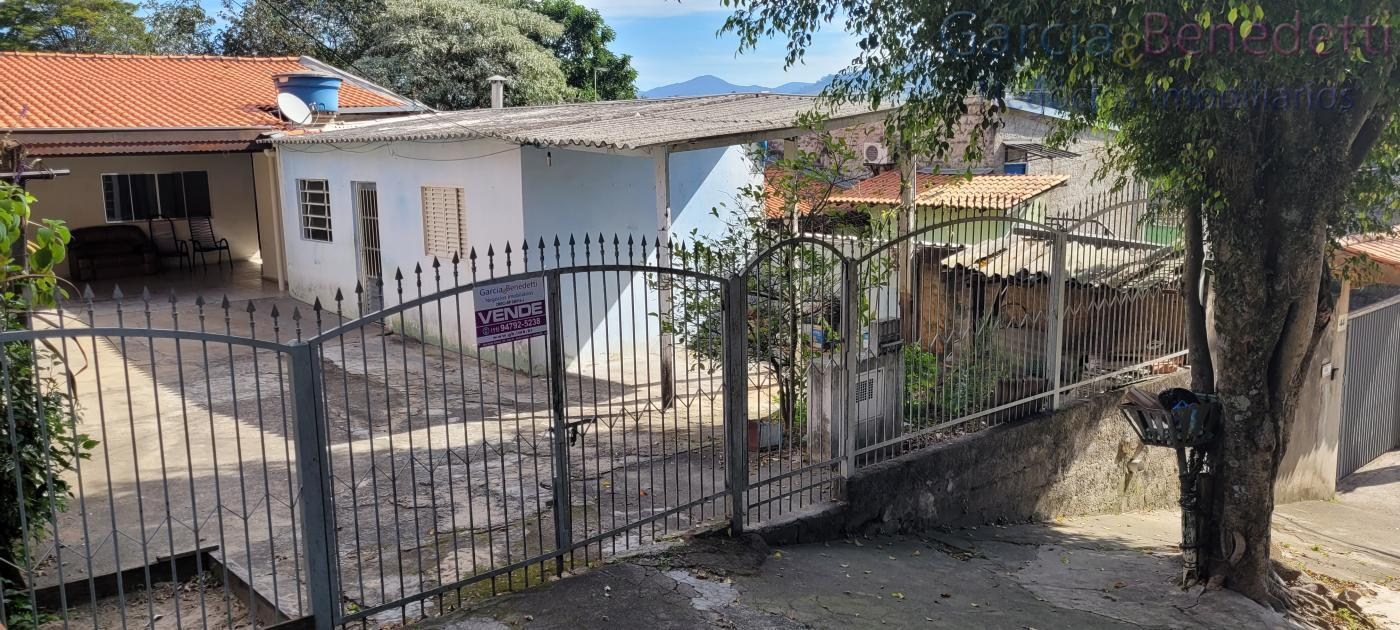 Imperdível oportunidade: Casa à venda em Jundiaí-SP, bairro Santa Gertrudes, 4 quartos, 2 salas, 2 banheiros, 6 vagas, 138m².