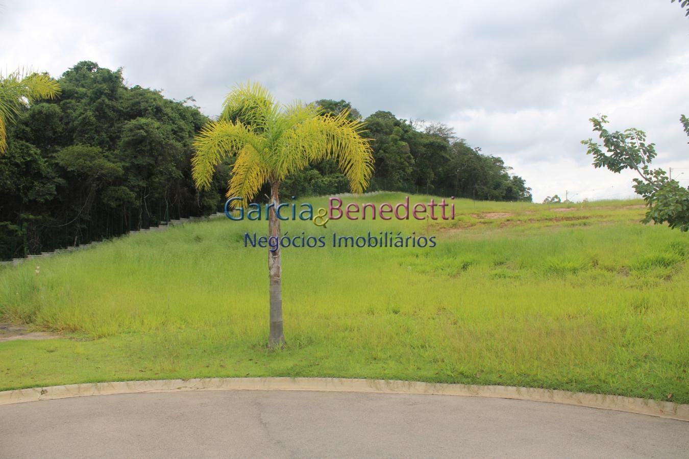 Terreno de 1.616,79m² em condomínio à venda em Jundiaí-SP, bairro Medeiros: sua oportunidade de construir o sonho!