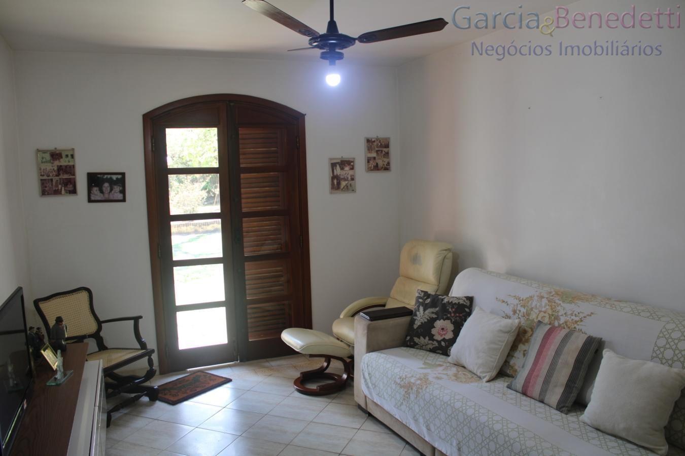 Chácara de luxo no Horto Florestal: 4 quartos, 4 suítes, 3 salas e mais! 630m² - Jundiaí-SP.