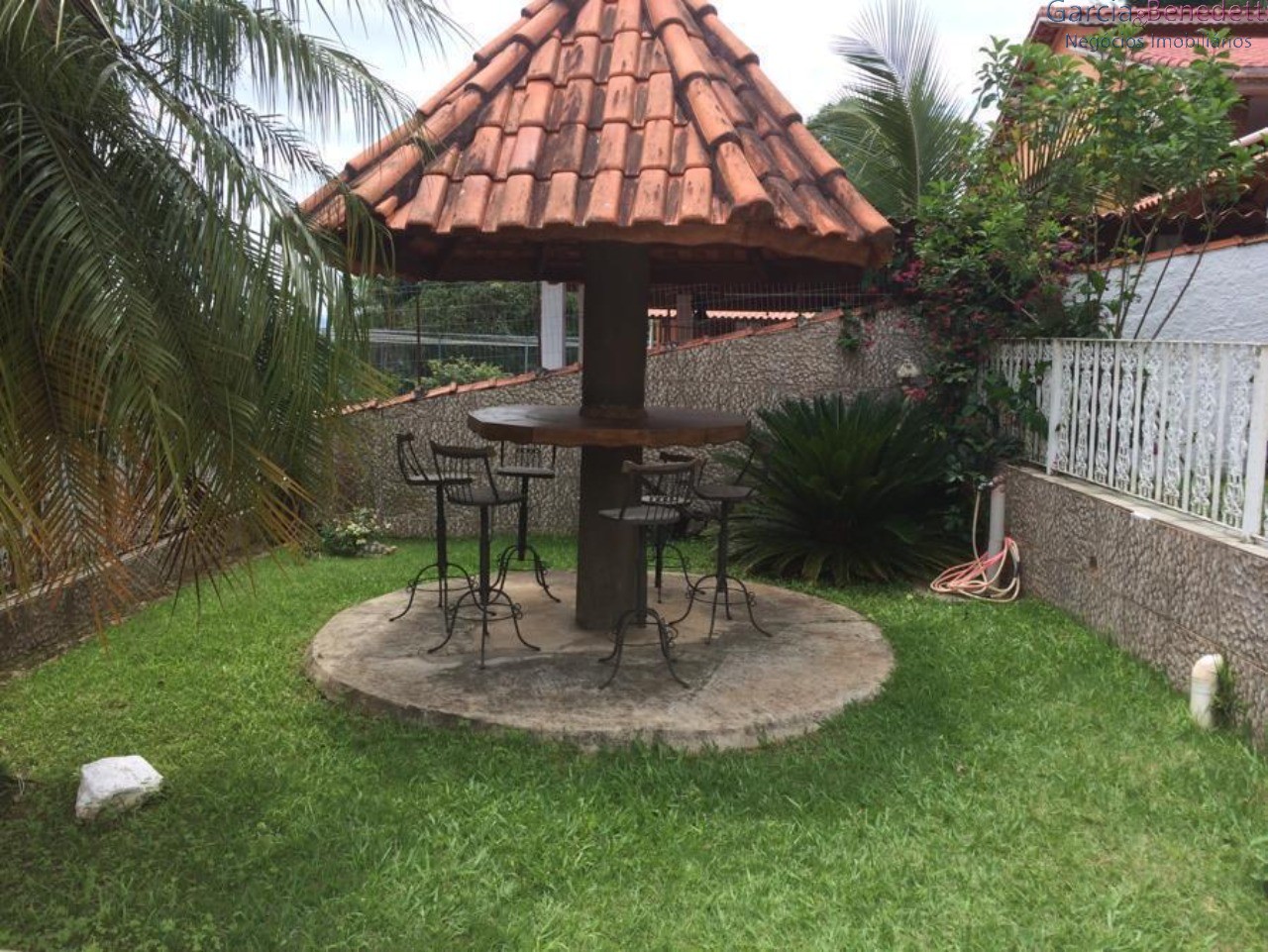 Linda chácara a venda Santa Isabel SP