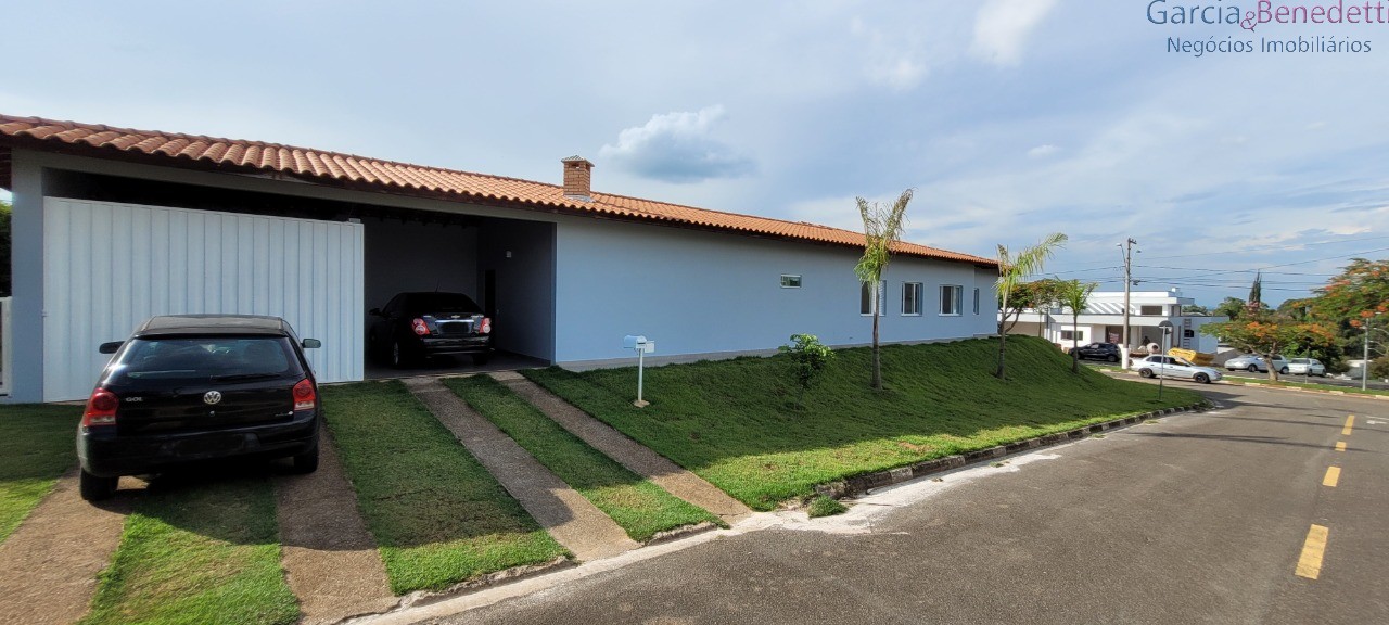 Linda Casa Térrea em Condomínio de Alto Padrão - Residencial dos Lagos - Itupeva - SP