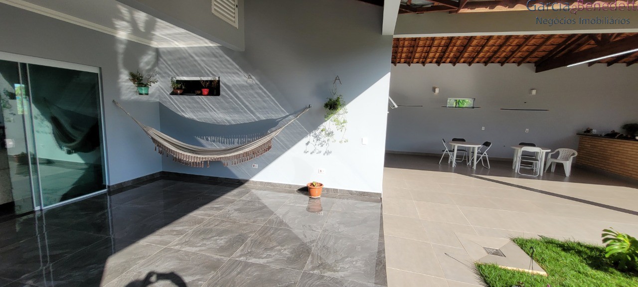Linda Casa Térrea em Condomínio de Alto Padrão - Residencial dos Lagos - Itupeva - SP