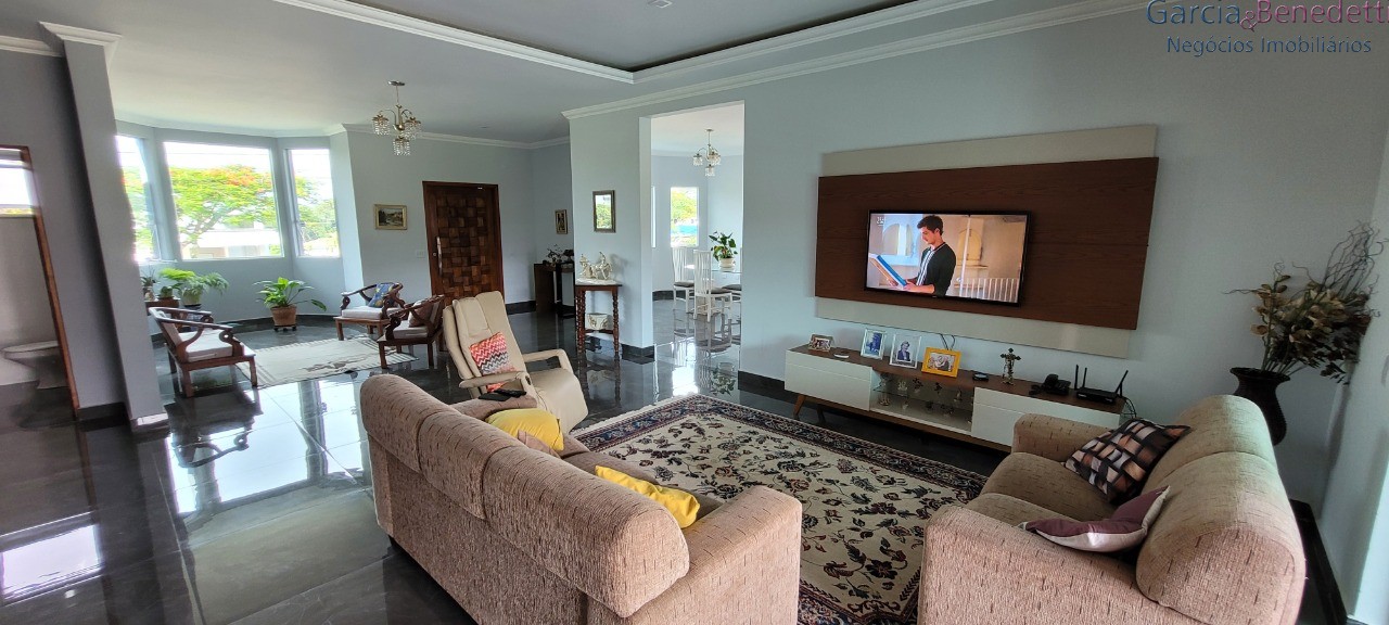 Linda casa térrea em condomínio de alto padrão - residencial
