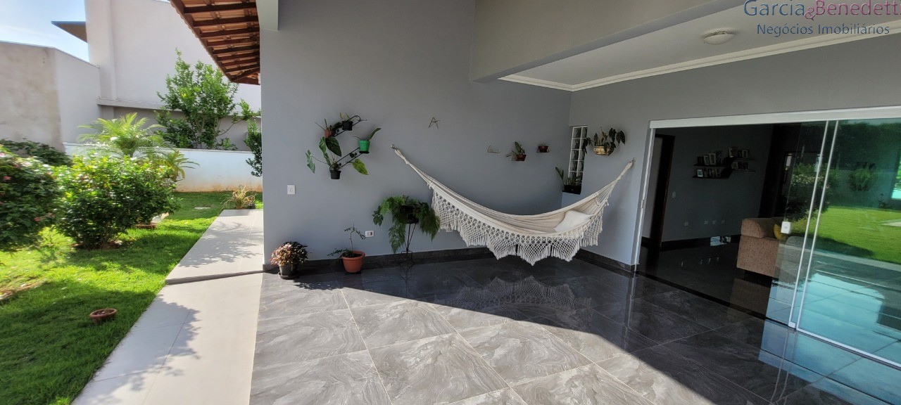 Linda Casa Térrea em Condomínio de Alto Padrão - Residencial dos Lagos - Itupeva - SP