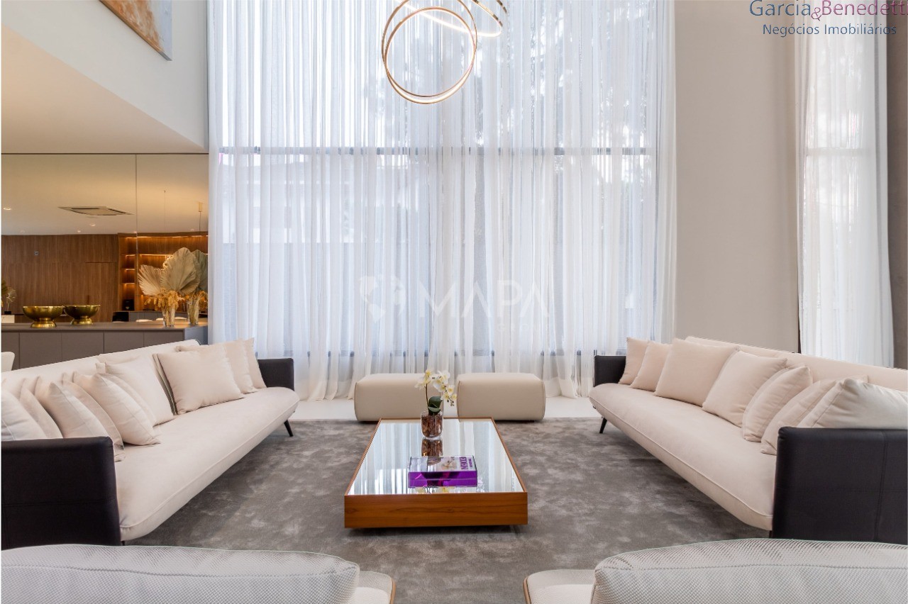 Linda Casa em Condomínio de Altíssimo Padrão - Tamboré Residencial III - Santa de Parnaíba - SP