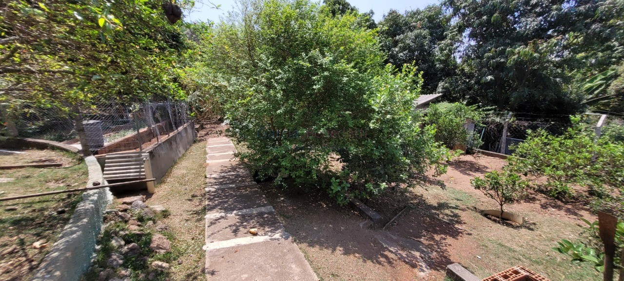 Chácara à venda em Itupeva-SP, bairro Minas de Inhandjara: 2 quartos, 2 salas, 2 banheiros, 7 vagas, 247,64m². Confira!