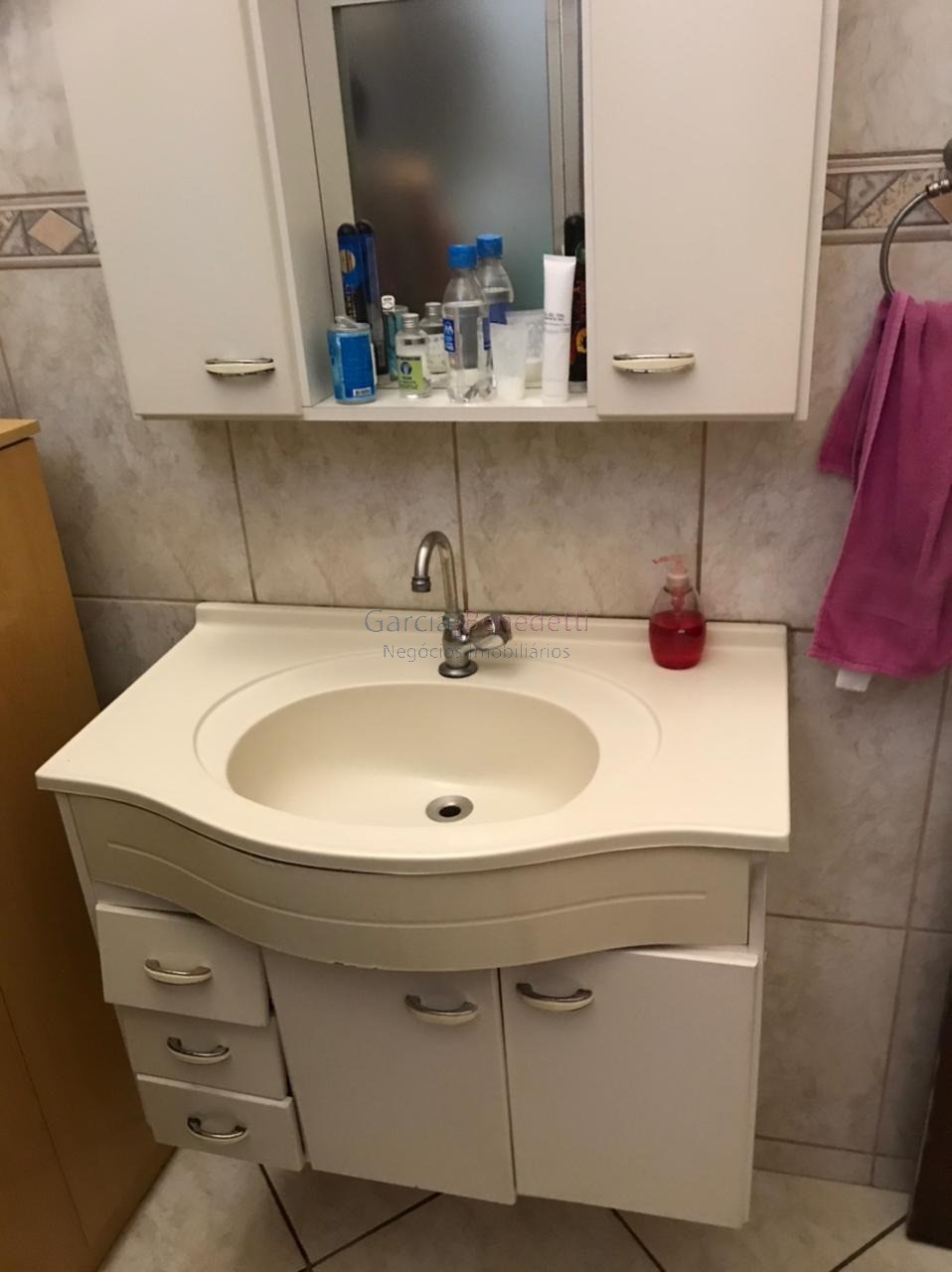 Imperdível Casa à Venda em Jundiaí-SP, Vila Progresso: 3 Quartos, 1 Suíte, 2 Salas, 2 Banheiros, 5 Vagas de Garagem, 230m².