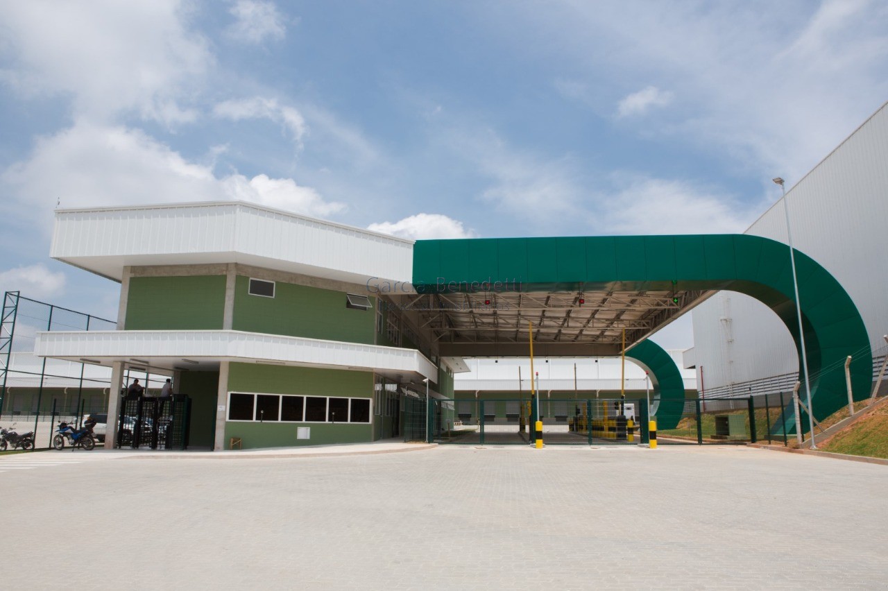 Galpão industrial em condomínio para locação em arujá-sp, ba