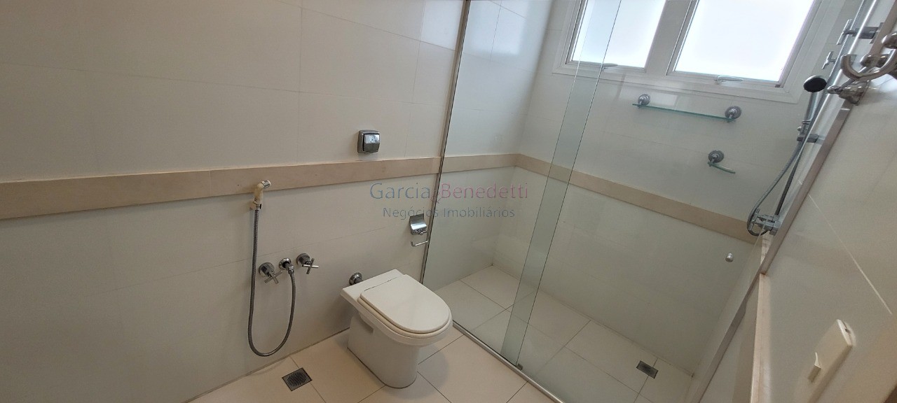 Luxuosa casa em condomínio à venda em Jundiaí-SP, Bairro Anhangabaú! 4 quartos, 4 suítes, 3 salas, 5 banheiros, 4 vagas, 400m².