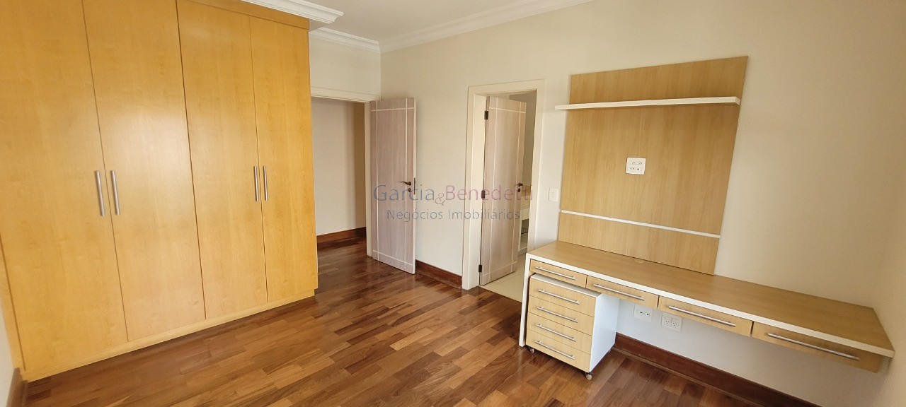 Luxuosa casa em condomínio à venda em Jundiaí-SP, Bairro Anhangabaú! 4 quartos, 4 suítes, 3 salas, 5 banheiros, 4 vagas, 400m².