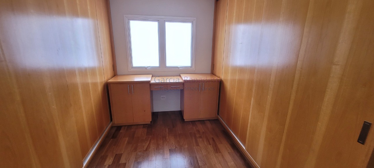 Luxuosa casa em condomínio à venda em Jundiaí-SP, Bairro Anhangabaú! 4 quartos, 4 suítes, 3 salas, 5 banheiros, 4 vagas, 400m².
