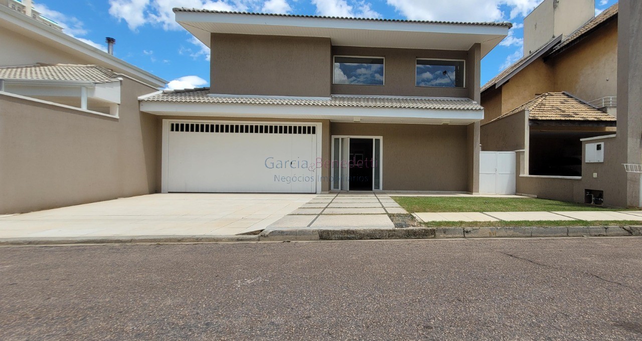 Luxuosa casa em condomínio à venda em Jundiaí-SP, Bairro Anhangabaú! 4 quartos, 4 suítes, 3 salas, 5 banheiros, 4 vagas, 400m².