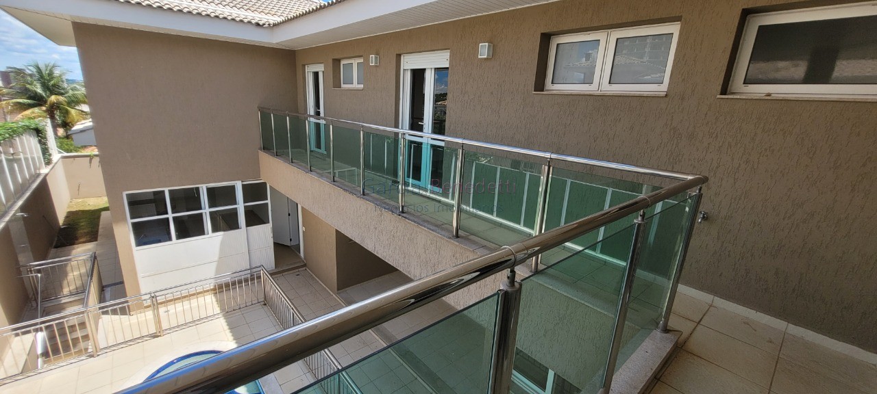 Luxuosa casa em condomínio à venda em Jundiaí-SP, Bairro Anhangabaú! 4 quartos, 4 suítes, 3 salas, 5 banheiros, 4 vagas, 400m².
