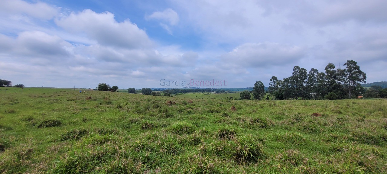 Sítio à venda no Centro de Itapetininga-SP com 387.200m² de área: oportunidade única!