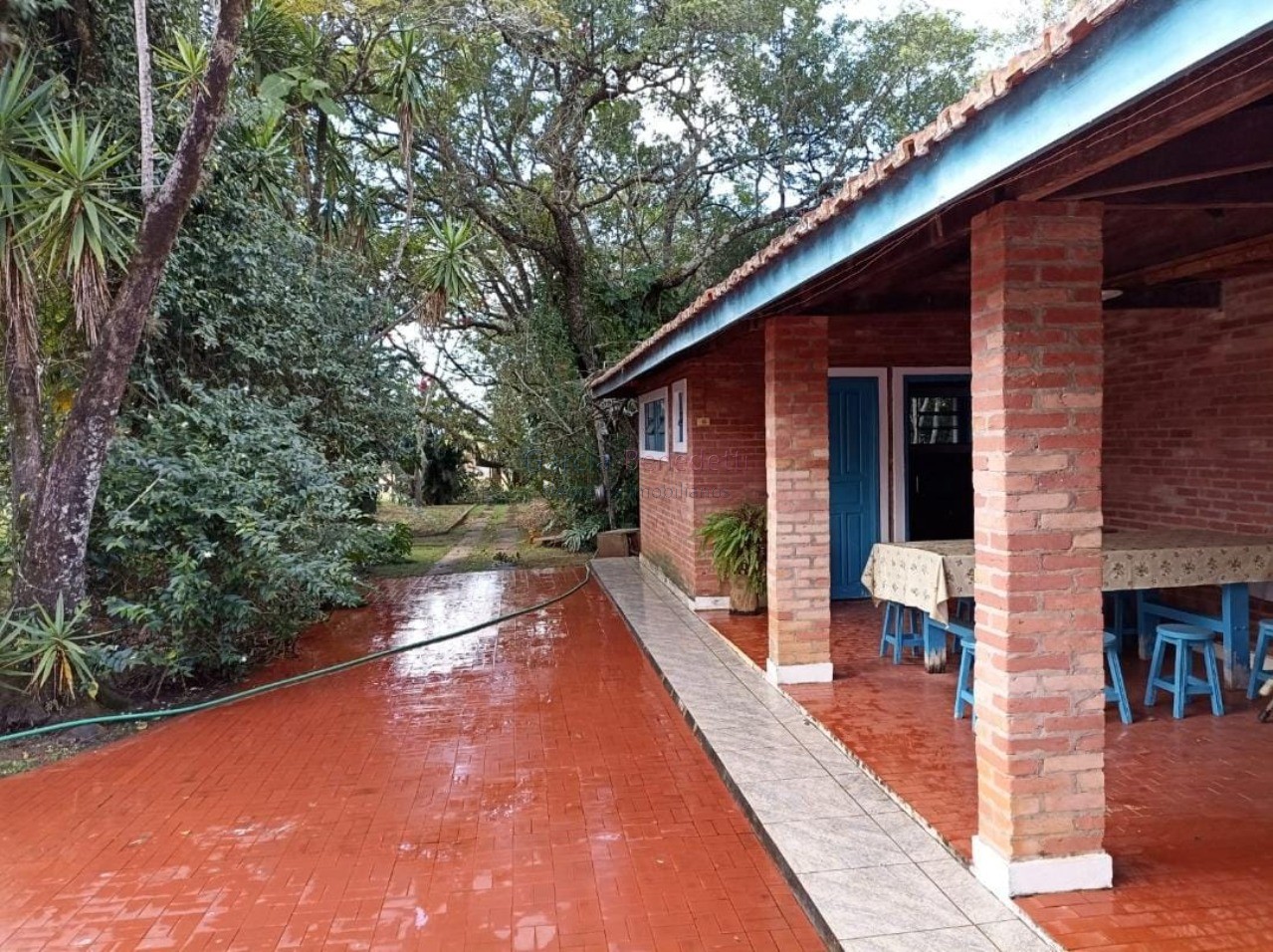 Impressionante sítio à venda em Itapetininga-SP, Centro: 3 quartos, 1 suíte, 2 salas, 2 banheiros, 20 vagas, 634.478m²!
