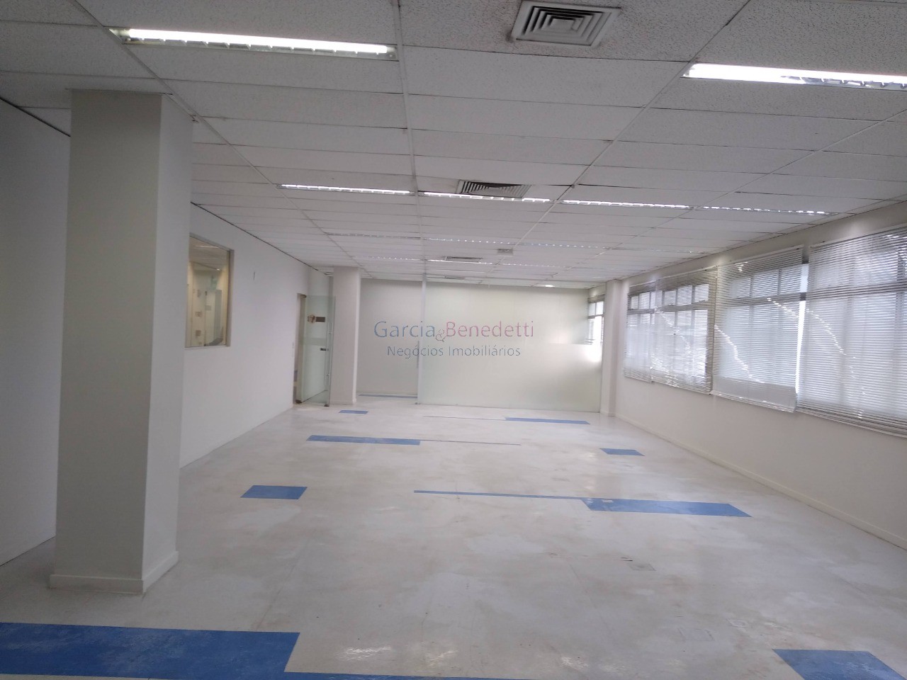 Prédio Comercial de 4.816m² para Locação em São Paulo-SP, Parque Industrial Tomas Edson: Oportunidade Imperdível!