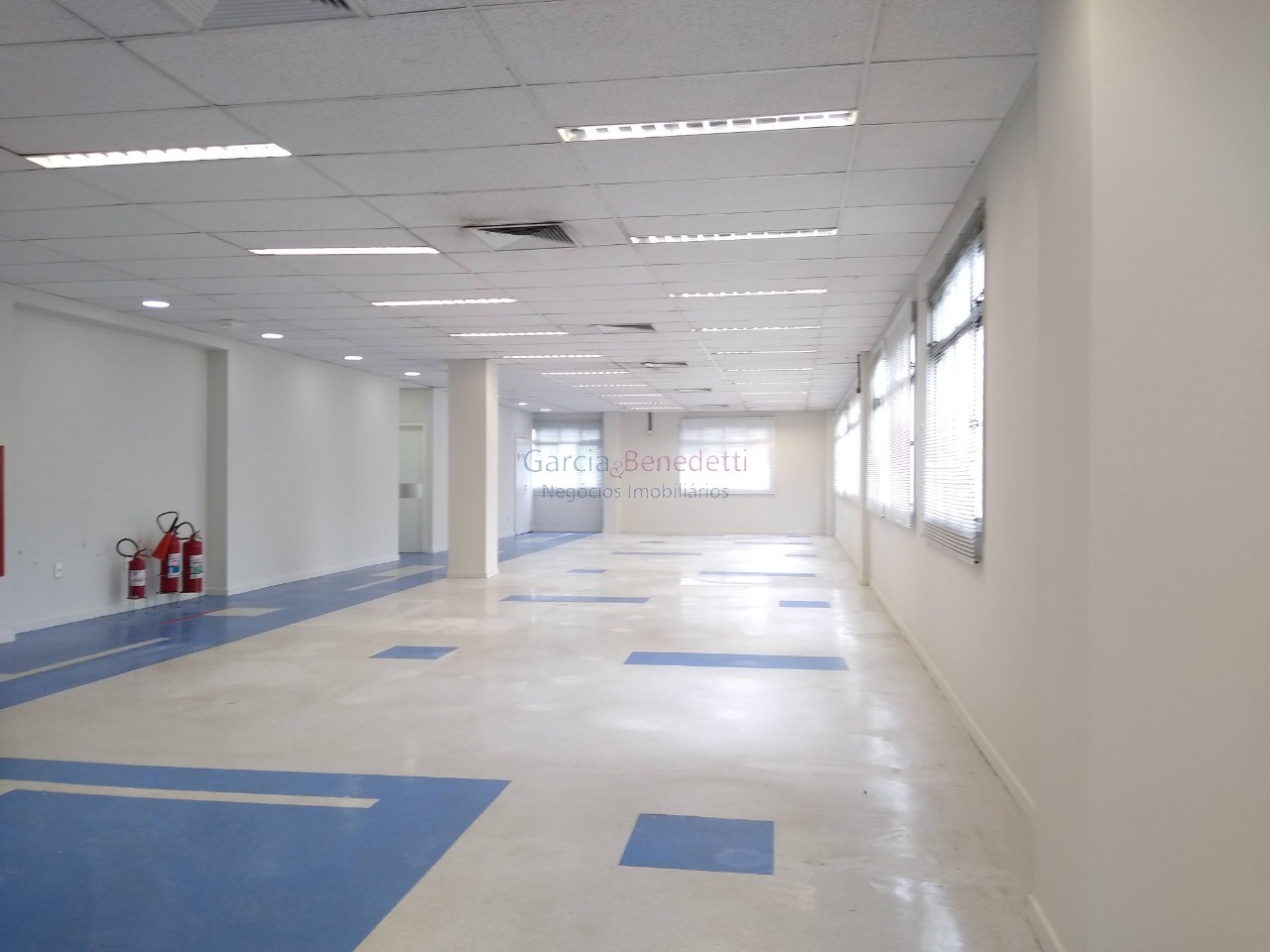 Prédio Comercial de 4.816m² para Locação em São Paulo-SP, Parque Industrial Tomas Edson: Oportunidade Imperdível!