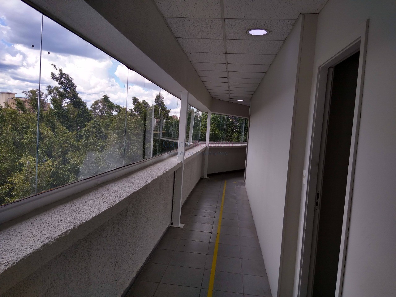 Prédio Comercial de 4.816m² para Locação em São Paulo-SP, Parque Industrial Tomas Edson: Oportunidade Imperdível!