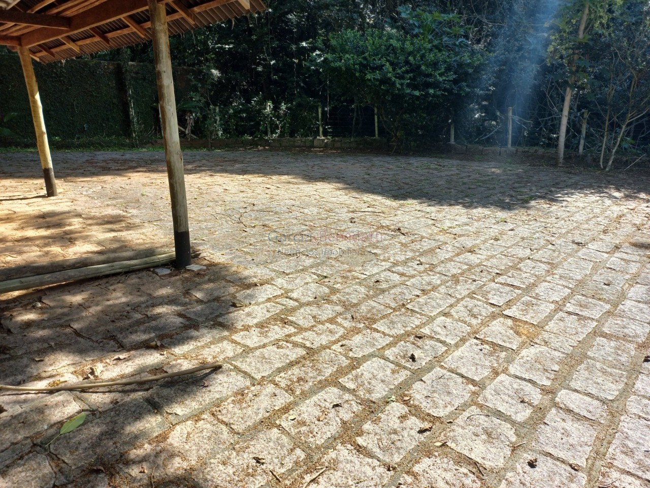 Chácara de Luxo Itatiba-SP: 4 Quartos, 4 Suítes, 2 Salas, 6 Banheiros, 20 Vagas de Garagem, 459,79m².