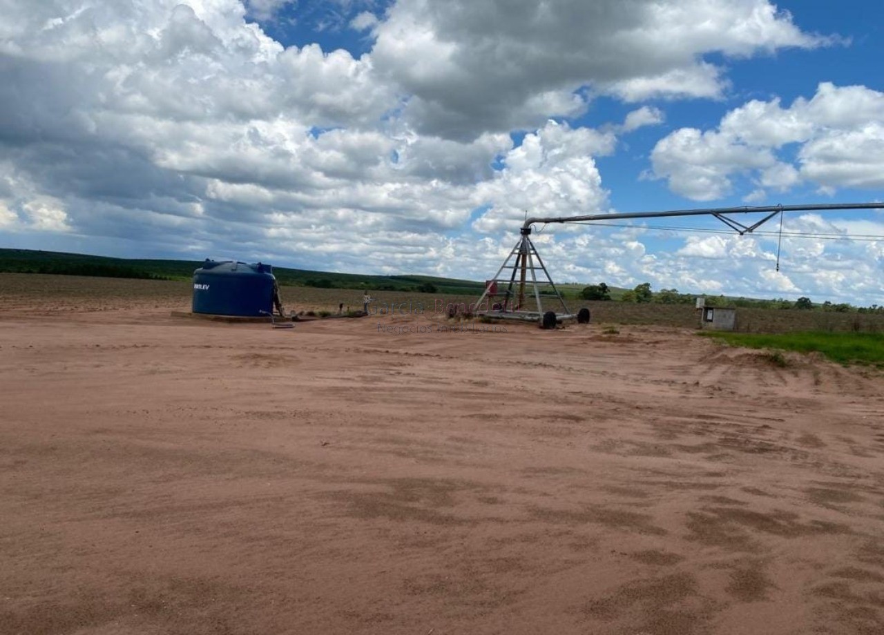 Fazenda de luxo no centro de avaré-sp 5 quartos, 4 salas, 5 