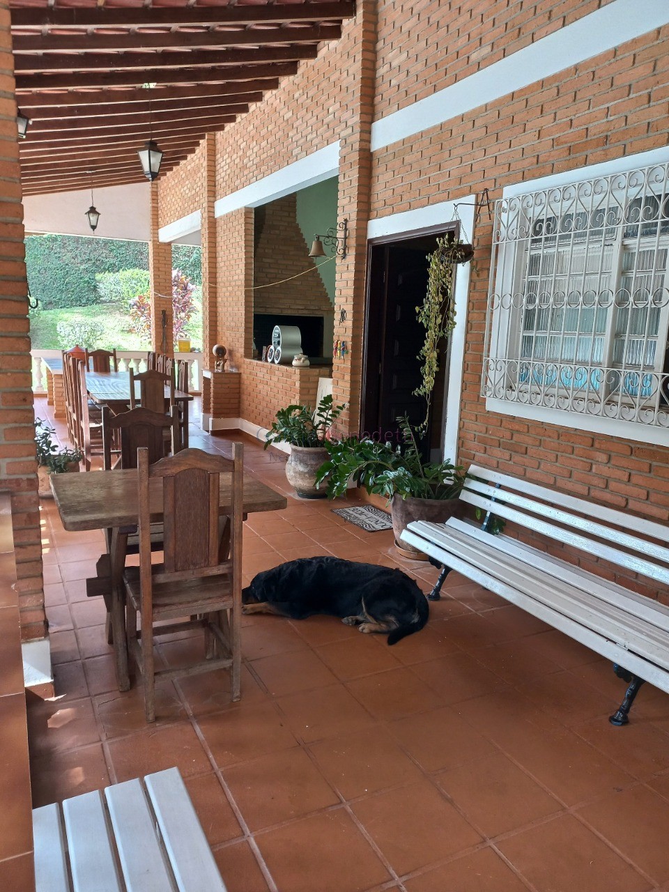 Chácara de Luxo Itatiba-SP: 4 Quartos, 4 Suítes, 2 Salas, 6 Banheiros, 20 Vagas de Garagem, 459,79m².
