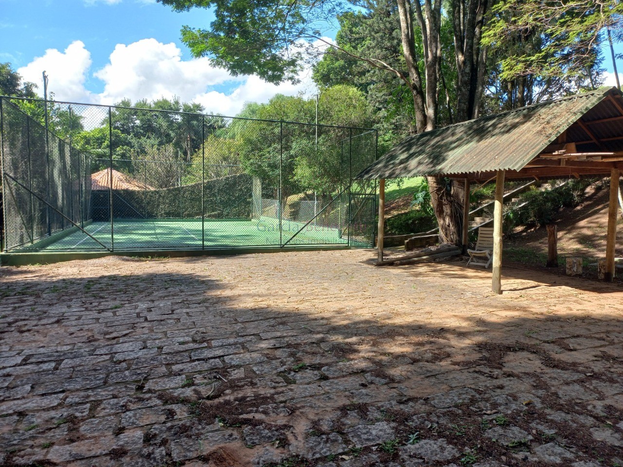 Chácara de Luxo Itatiba-SP: 4 Quartos, 4 Suítes, 2 Salas, 6 Banheiros, 20 Vagas de Garagem, 459,79m².