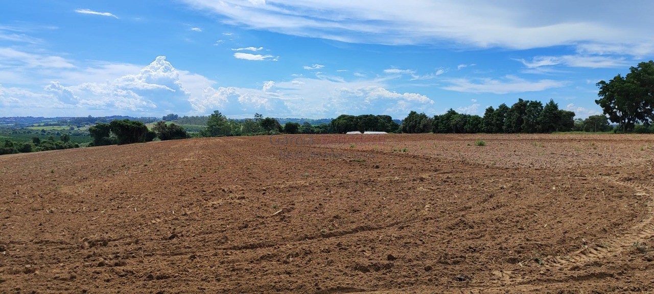 Fazenda de luxo 7 quartos, 7 suítes, 4 salas, 10 banheiros Vila Bom Jesus, Sorocaba-SP 1.621.400m² Vende-se