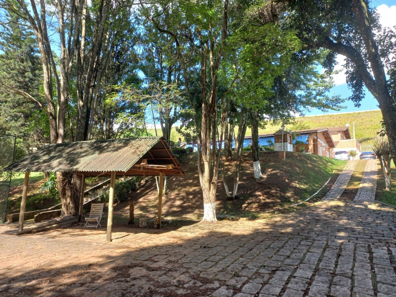 Chácara de Luxo Itatiba-SP: 4 Quartos, 4 Suítes, 2 Salas, 6 Banheiros, 20 Vagas de Garagem, 459,79m².