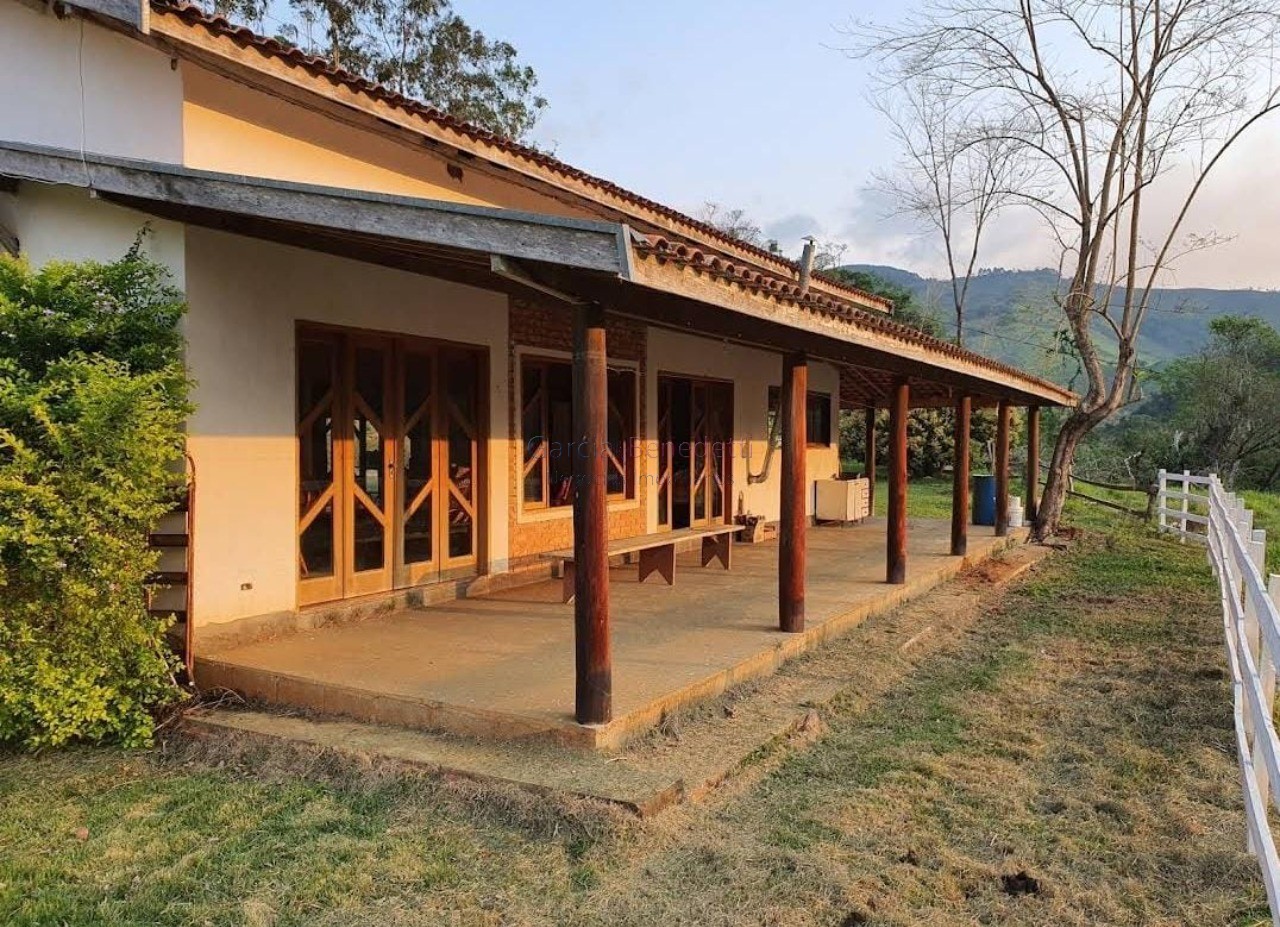 Fazenda à venda em adrianópolis-pr: 5 quartos, 1 suíte, 2 sa