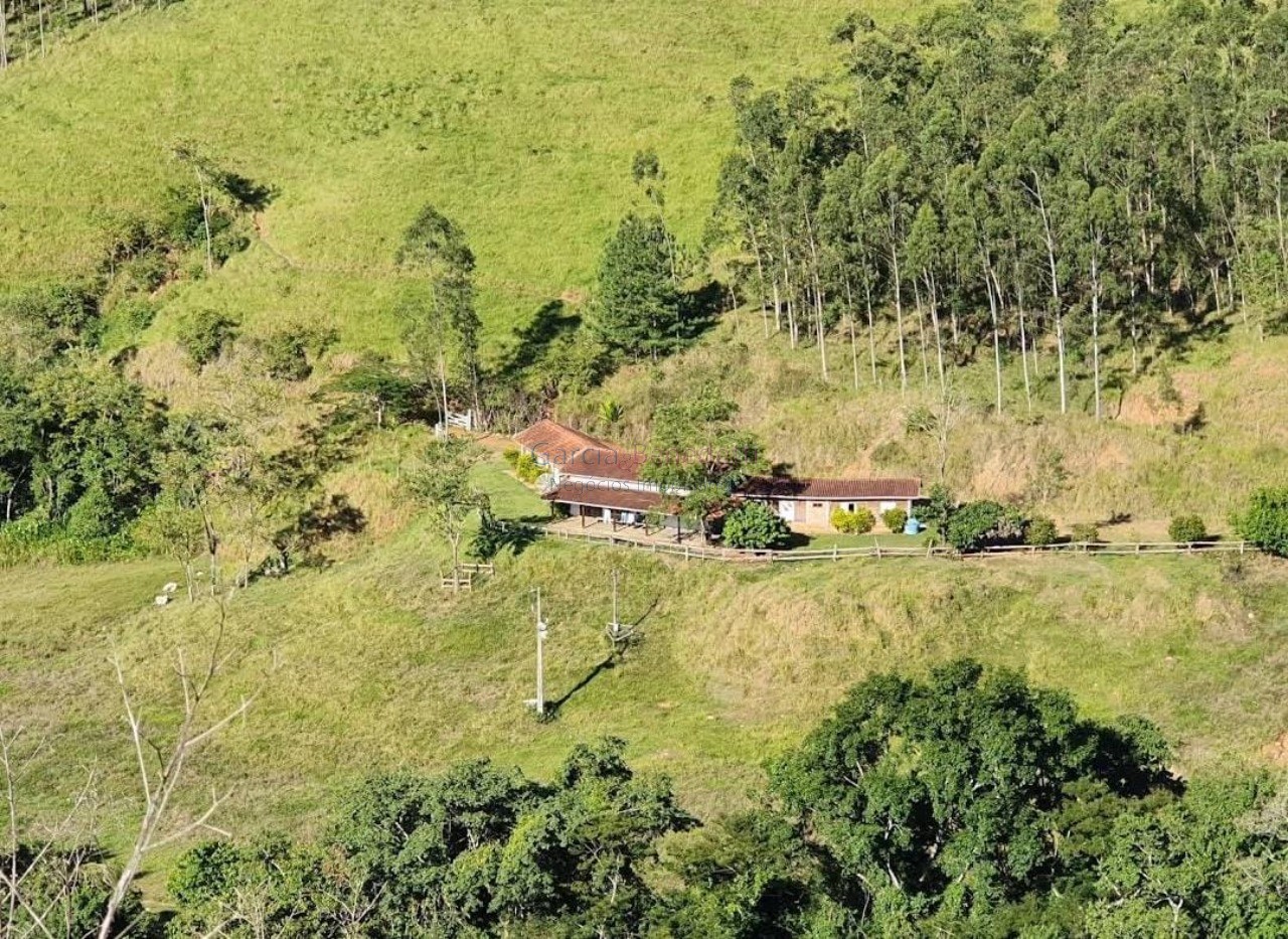 Fazenda à venda em Adrianópolis-PR: 5 quartos, 1 suíte, 2 salas, 4 banheiros, 70 vagas de garagem, 10.188.200,00 m².