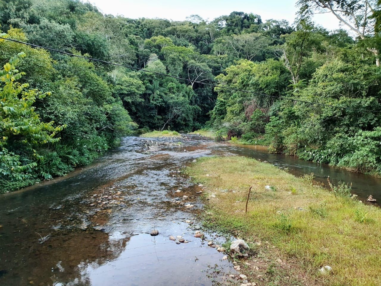Fazenda à venda em Adrianópolis-PR: 5 quartos, 1 suíte, 2 salas, 4 banheiros, 70 vagas de garagem, 10.188.200,00 m².