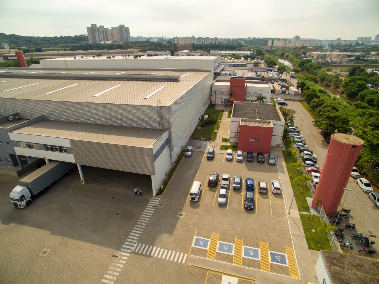 Galpão Comercial em Condomínio para Locação em Jundiaí-SP - Bairro Jardim Shangai - 3.239,00 m² de Área Disponível