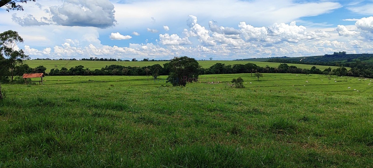 Fazenda de luxo 7 quartos, 7 suítes, 4 salas, 10 banheiros Vila Bom Jesus, Sorocaba-SP 1.621.400m² Vende-se