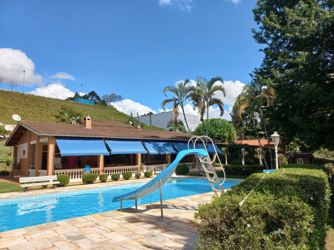 Chácara de luxo itatiba-sp: 4 quartos, 4 suítes, 2 salas, 6 