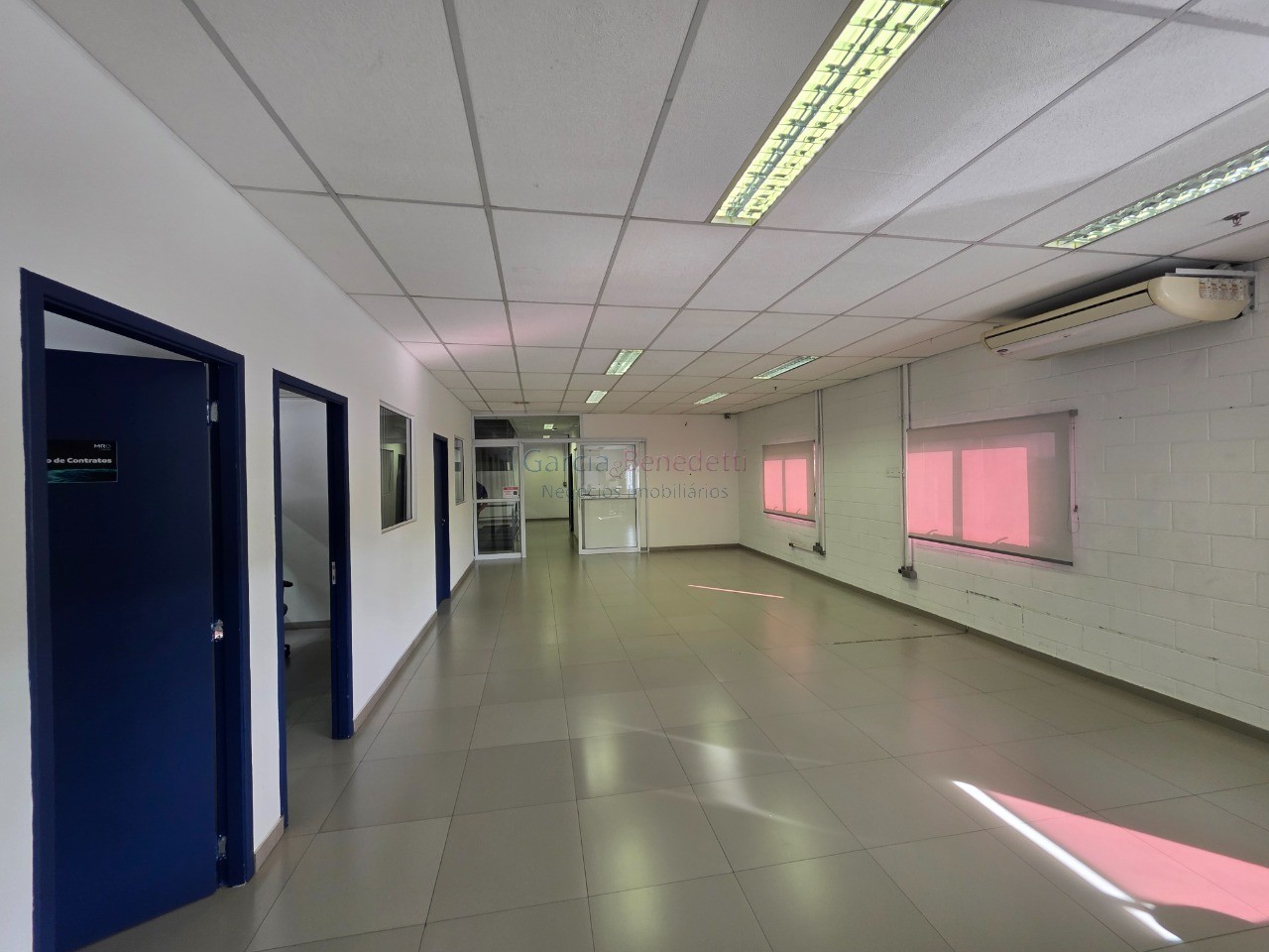 Galpão Industrial para Locação em Embu das Artes-SP, Bairro Água Morna - 7.629,00 m² de Área Disponível!