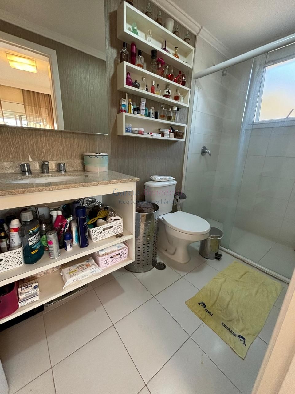 Imperdível oportunidade: Casa em condomínio com 3 suítes e 5 vagas de garagem em Jundiaí-SP, Jardim Ermida I.