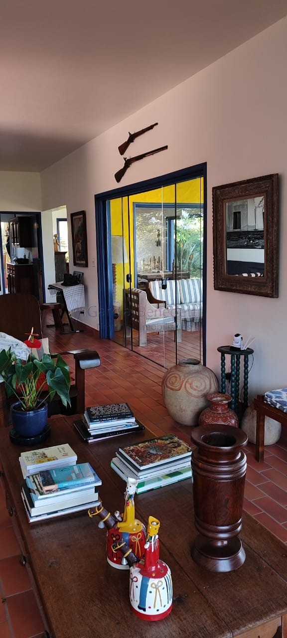 Fazenda de luxo no centro de botucatu-sp: 4 quartos, 3 salas
