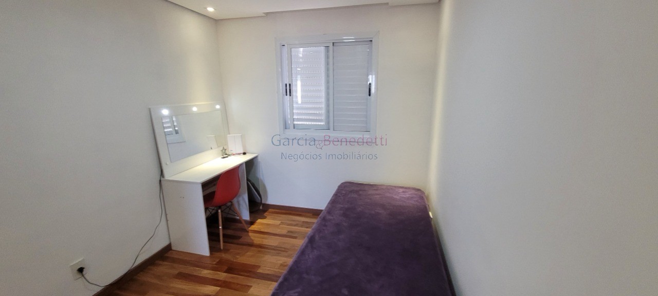 Casa de luxo em condomínio: 5 quartos, 4 suítes, 2 salas, 5 
