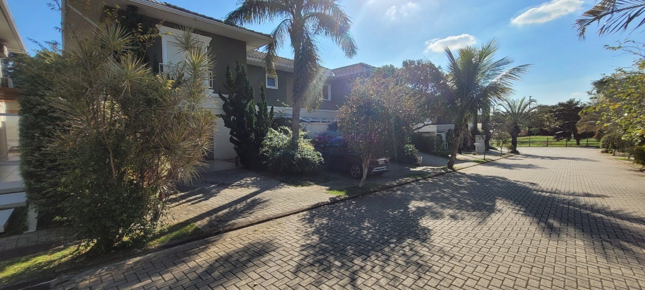 Casa de luxo em condomínio: 5 quartos, 4 suítes, 2 salas, 5 banheiros, 3 vagas em Jundiaí-SP, Jardim Ermida I - 184m²