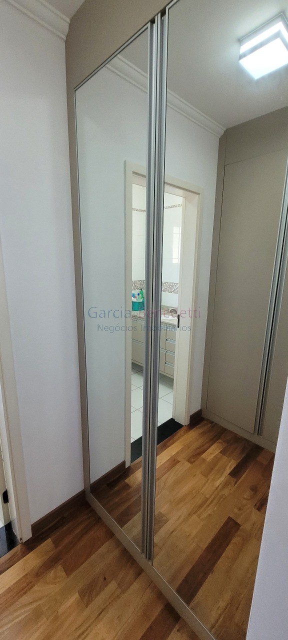 Casa de luxo em condomínio: 5 quartos, 4 suítes, 2 salas, 5 banheiros, 3 vagas em Jundiaí-SP, Jardim Ermida I - 184m²