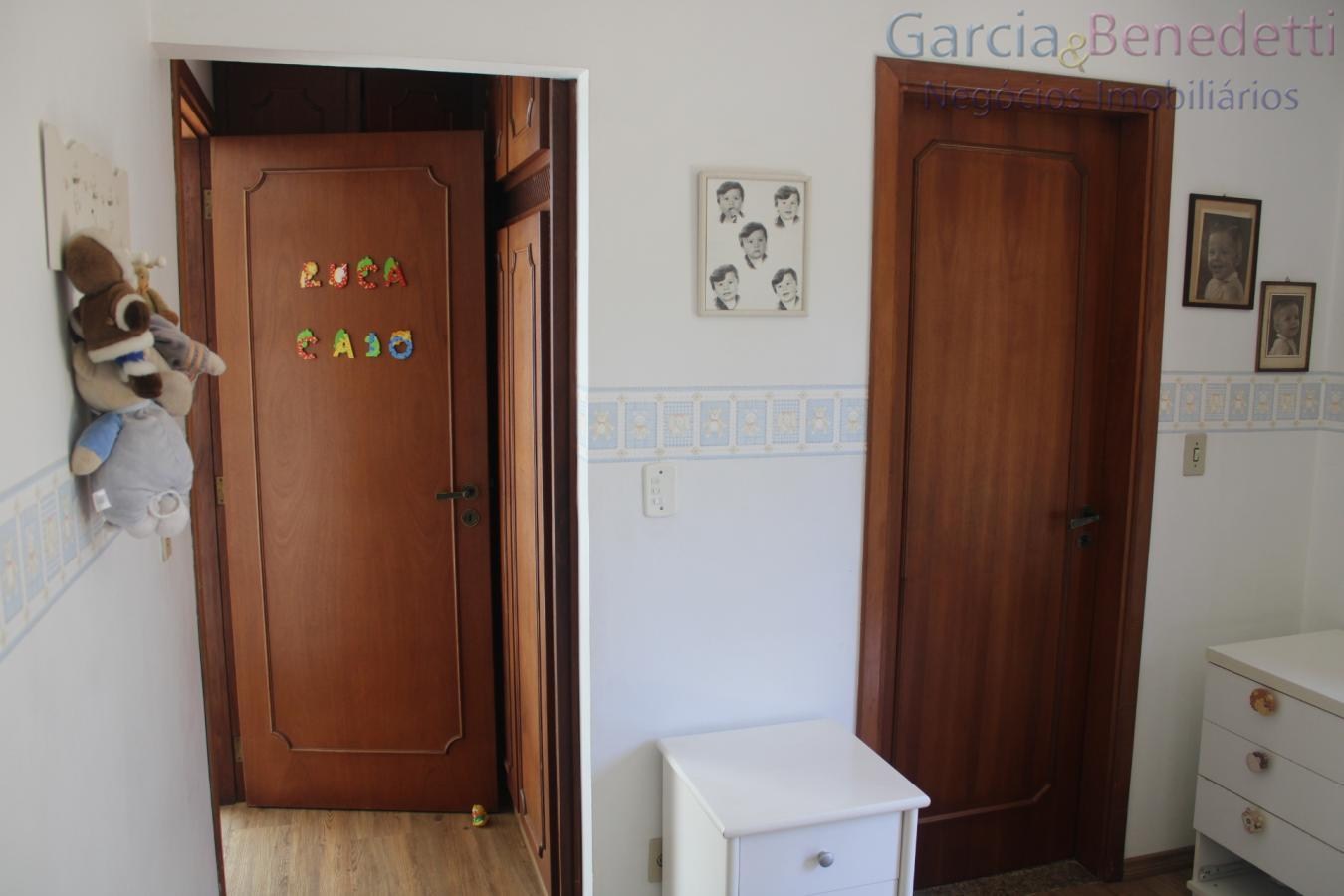 Chácara de luxo no Horto Florestal: 4 quartos, 4 suítes, 3 salas e mais! 630m² - Jundiaí-SP.