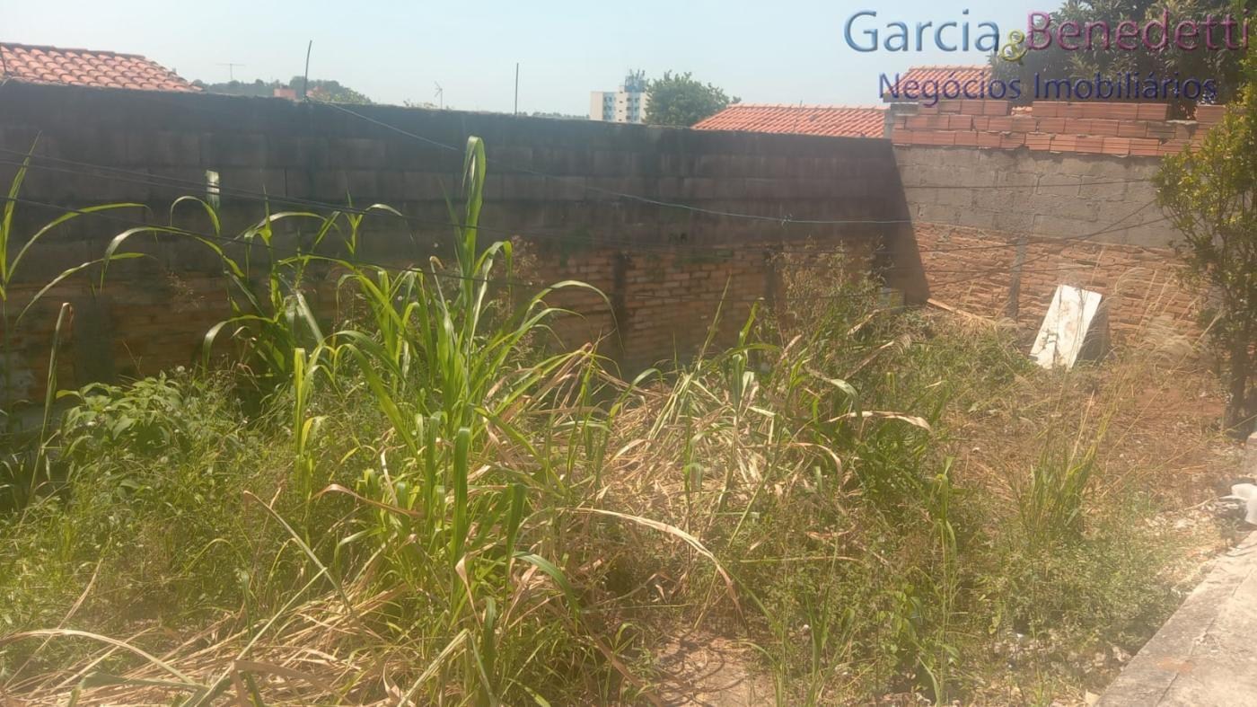 Ótimo imóvel para investimento, com terreno grande a venda e